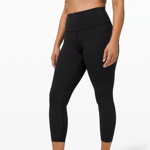 Lululemon LIKE NEW Wunder Unders
